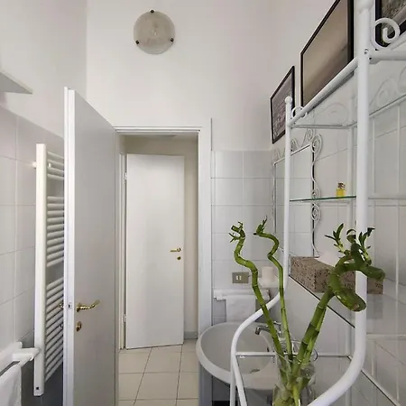 Eustachi Interior *